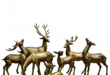 开封精致精美，欣赏黄铜色鹿群雕塑