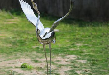 开封高端定制丹顶鹤展翅不锈钢雕塑