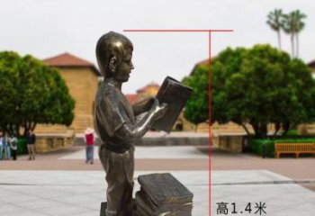开封铜雕少年，看书的小男孩雕塑