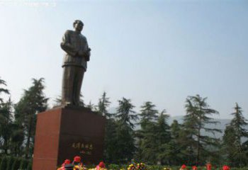 开封定制雕塑之毛主席铜雕