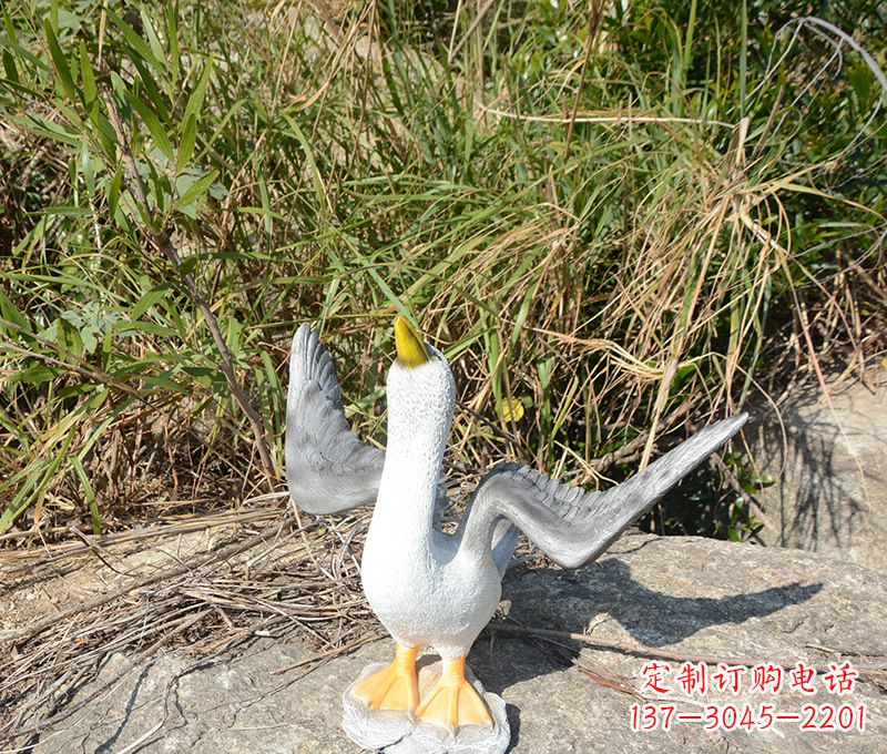 开封捧鸽天使精美雕塑是由中领雕塑厂家生产的杰…