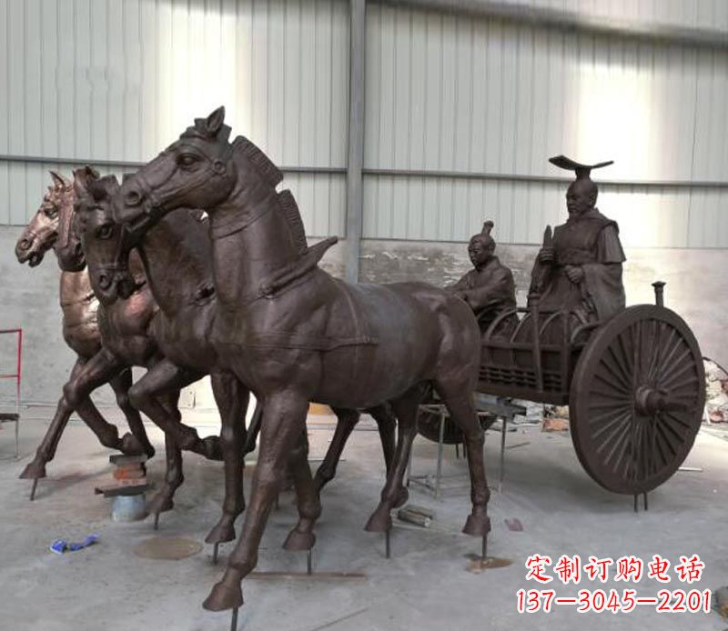 开封马车雕塑-传承秦朝历史文化