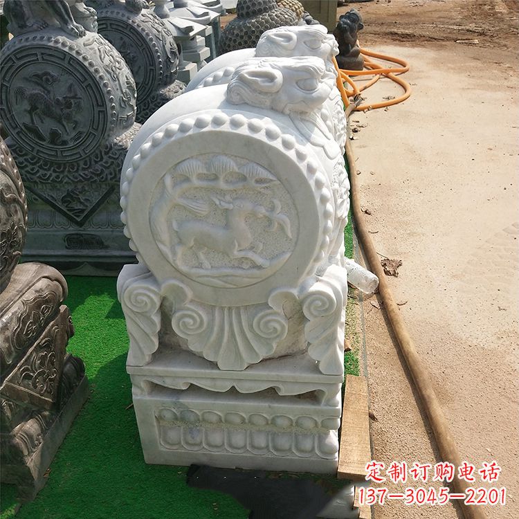 开封青石门墩石带浮雕是由领雕塑定制制作的一款…
