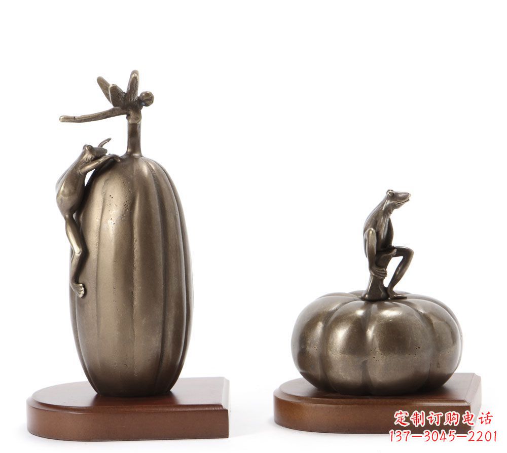 开封艺术青蛙铜雕:真实逼真可爱