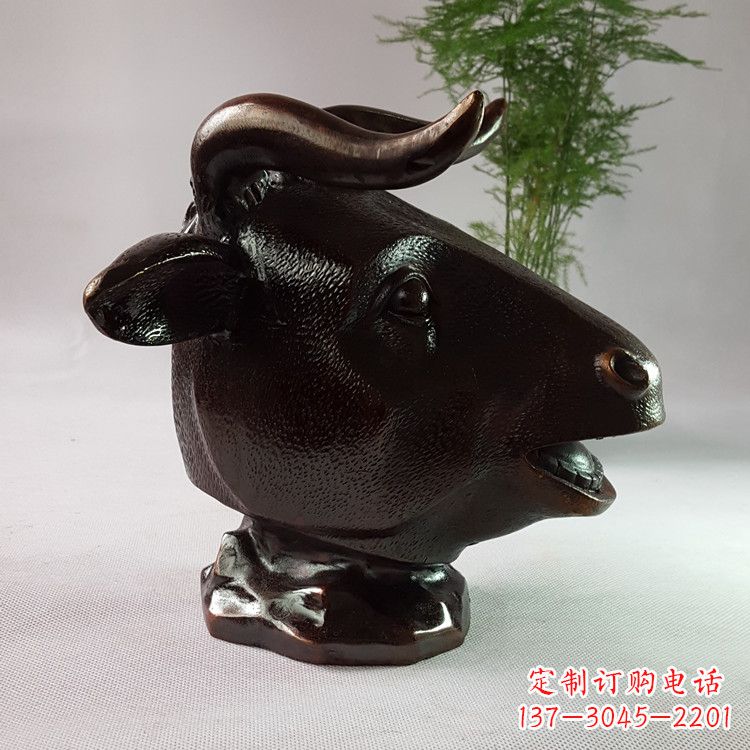 开封铸铜牛的雕塑，尽显您的牛年风采