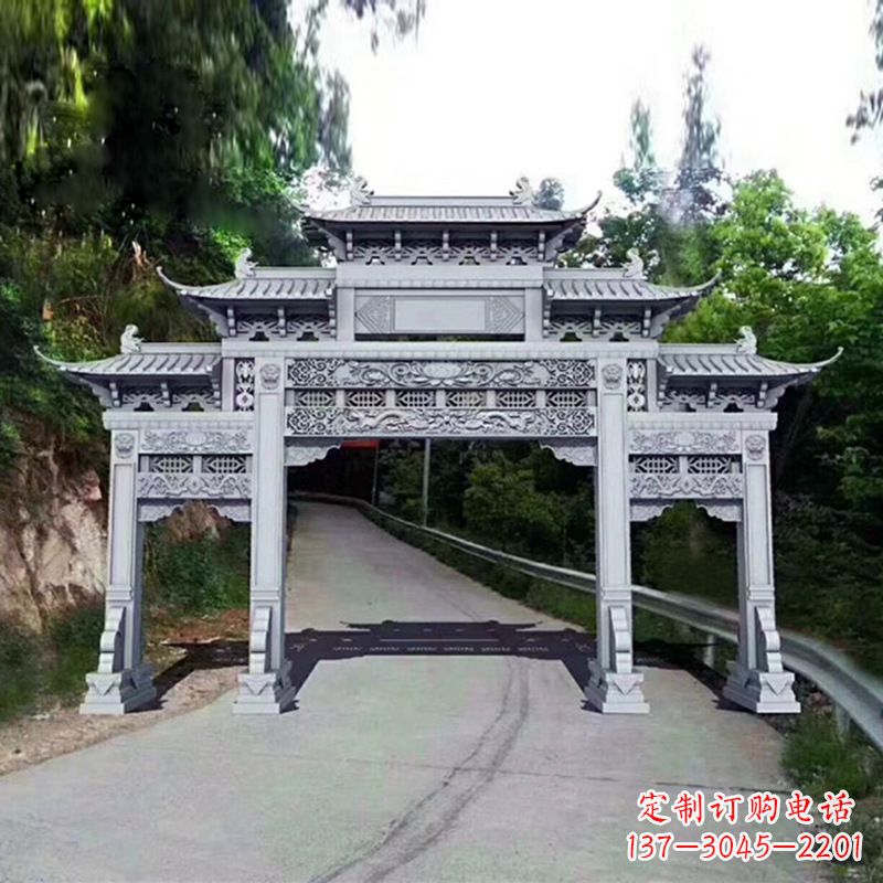 开封艺术品般的牌楼雕塑