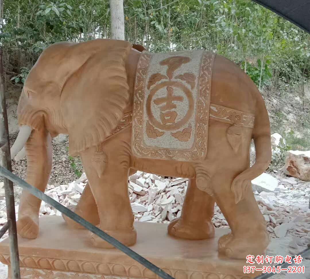 开封美观高雅的吉祥大象雕塑