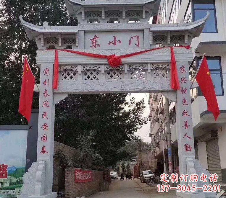 开封精美锻铸牌楼雕塑,展现独特艺术魅力