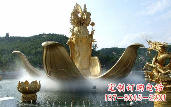 开封寺庙三面观音雕像