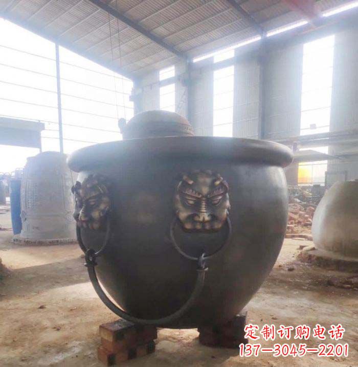 开封寺庙水缸铜雕