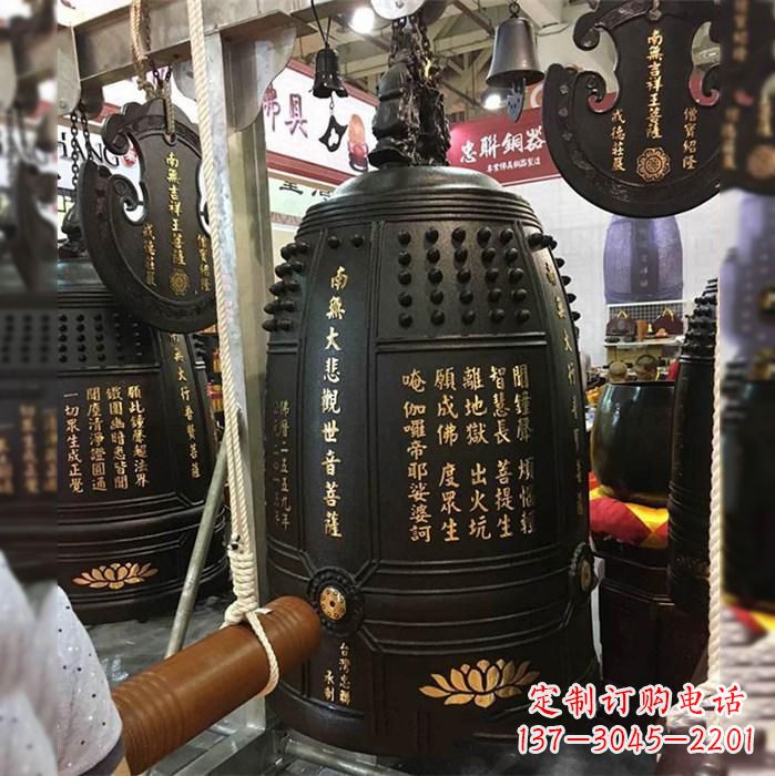 开封寺院挂钟铜雕塑