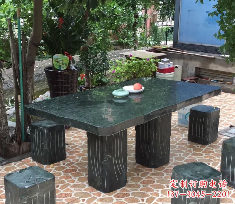 开封庭院长方形石桌凳雕塑