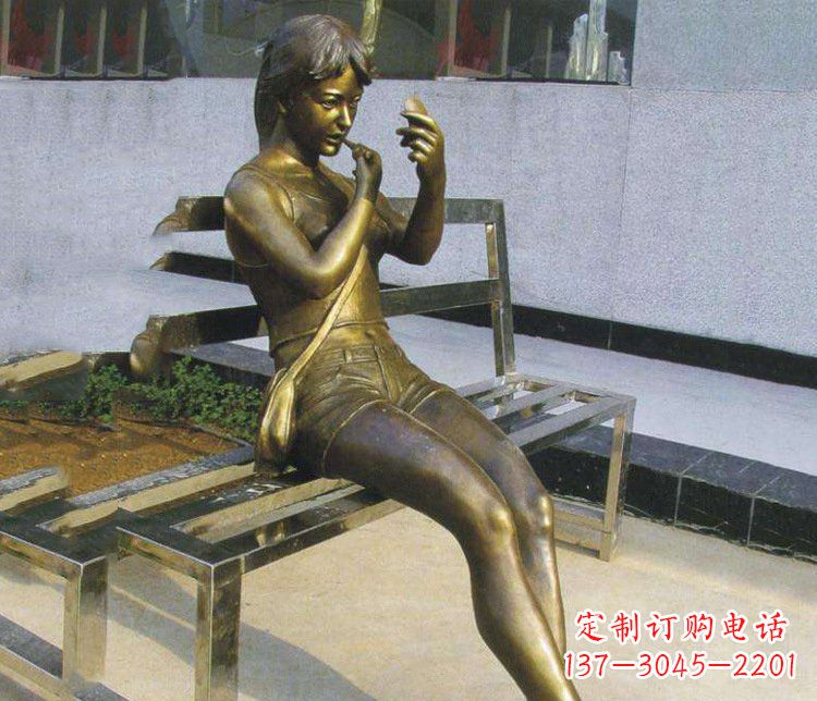 开封铜雕商业街化妆女孩人物雕塑