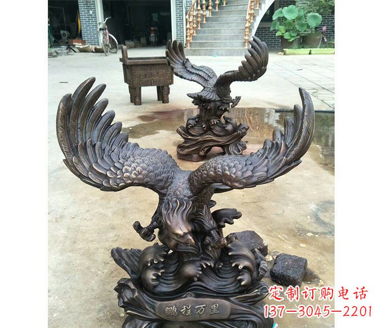 开封铜雕园林飞鹰动物雕塑