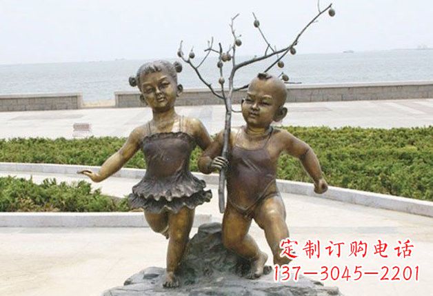 开封玩耍的儿童铜雕
