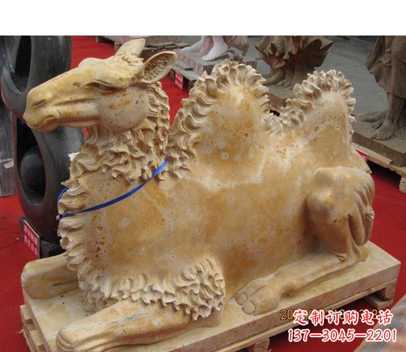 开封晚霞红动物骆驼石雕