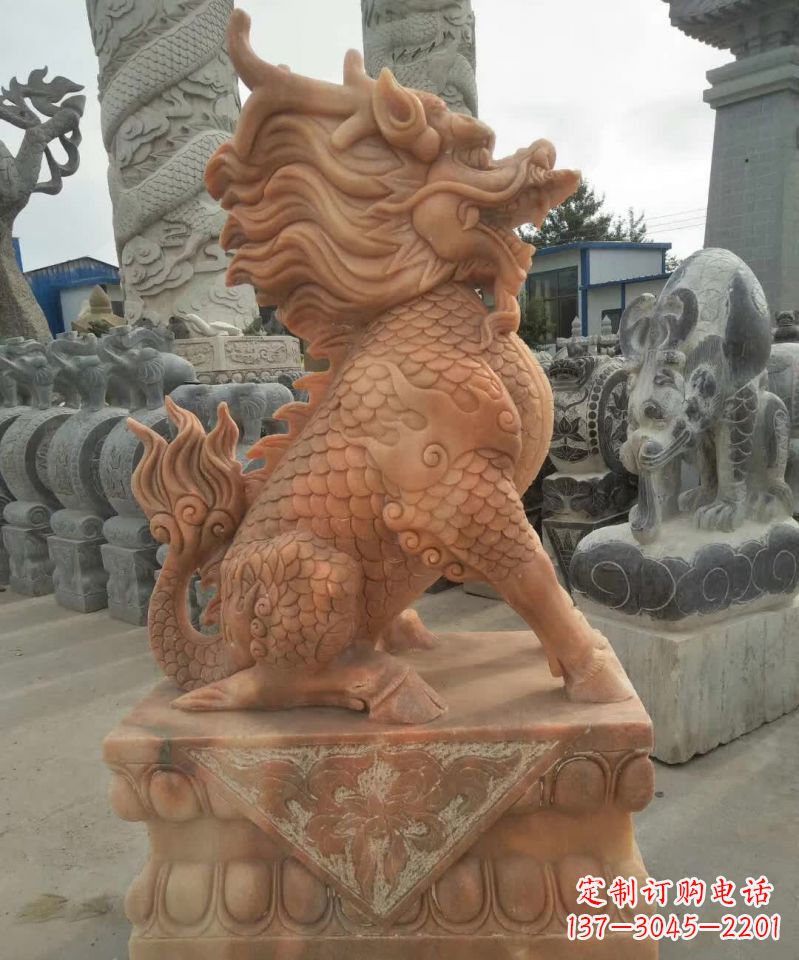 开封晚霞红麒麟雕塑1