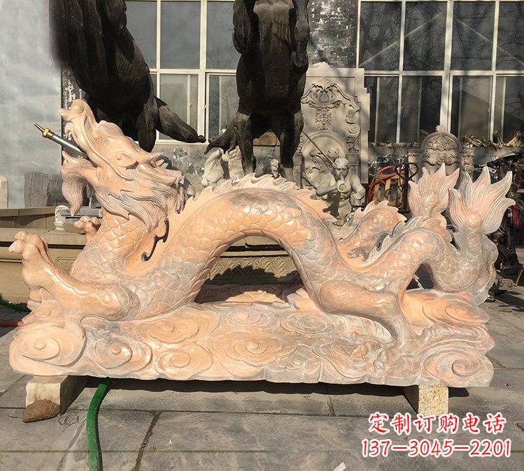 开封晚霞红石雕喷水龙