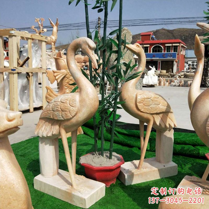 开封晚霞红仙鹤石雕