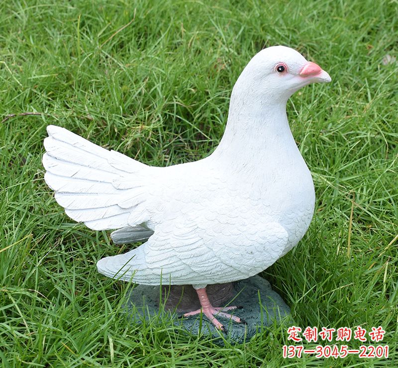 开封文化广场的和平鸽雕塑