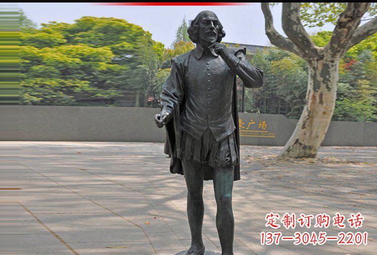 开封西方名人莎士比亚铜雕