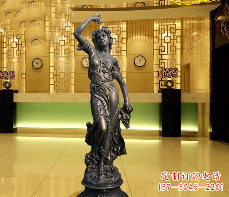 开封西方女人别墅景观铜雕塑 (2)