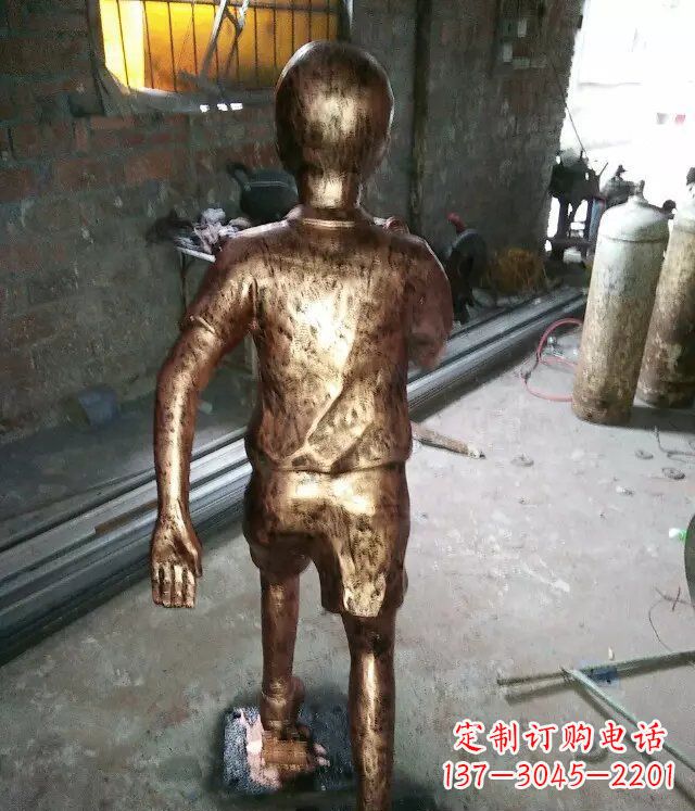 开封小孩跑步公园人物铜雕 (2)
