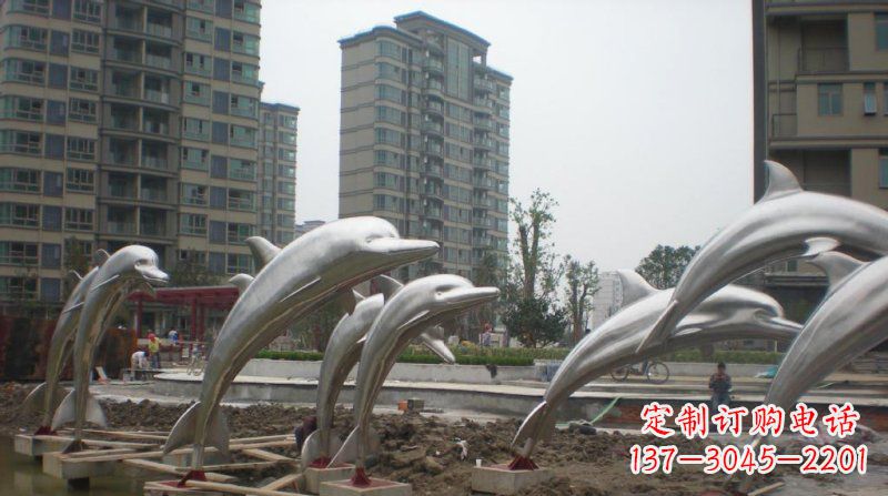 开封小区不锈钢跳跃海豚雕塑