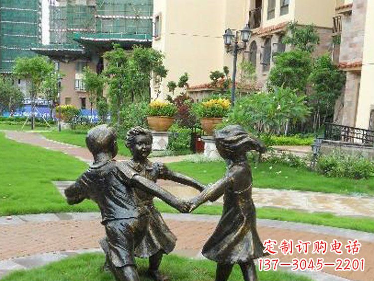 开封小区铜雕儿童玩游戏人物雕塑