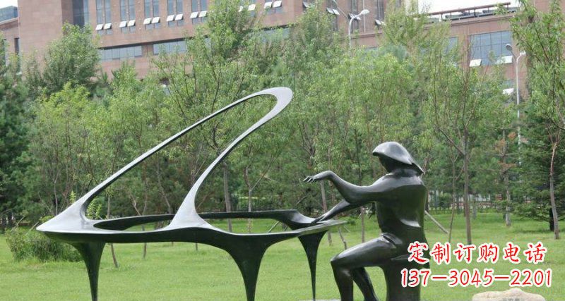 开封校园弹钢琴景观铜雕