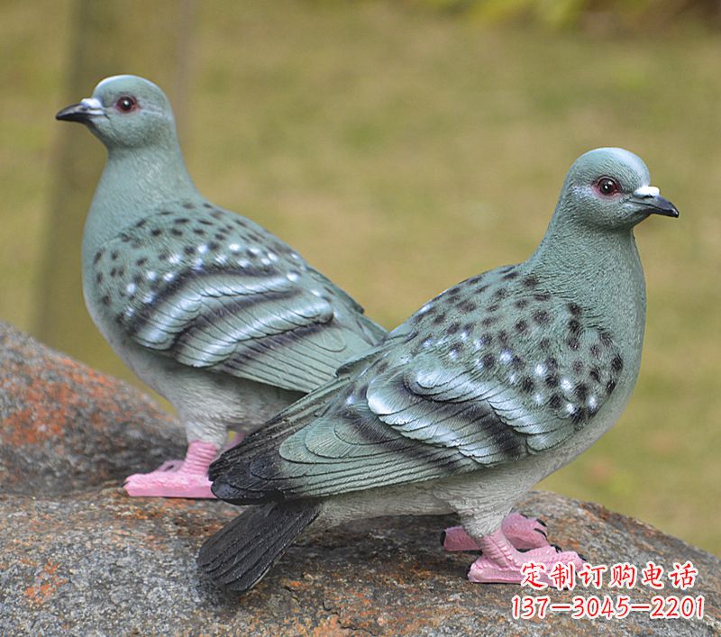 开封校园雕塑和平鸽图片
