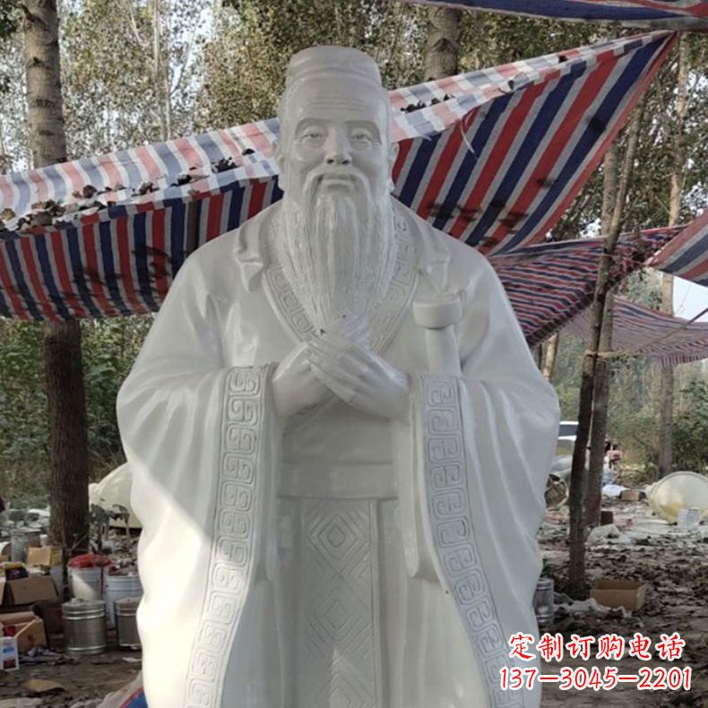 开封校园孔子雕像