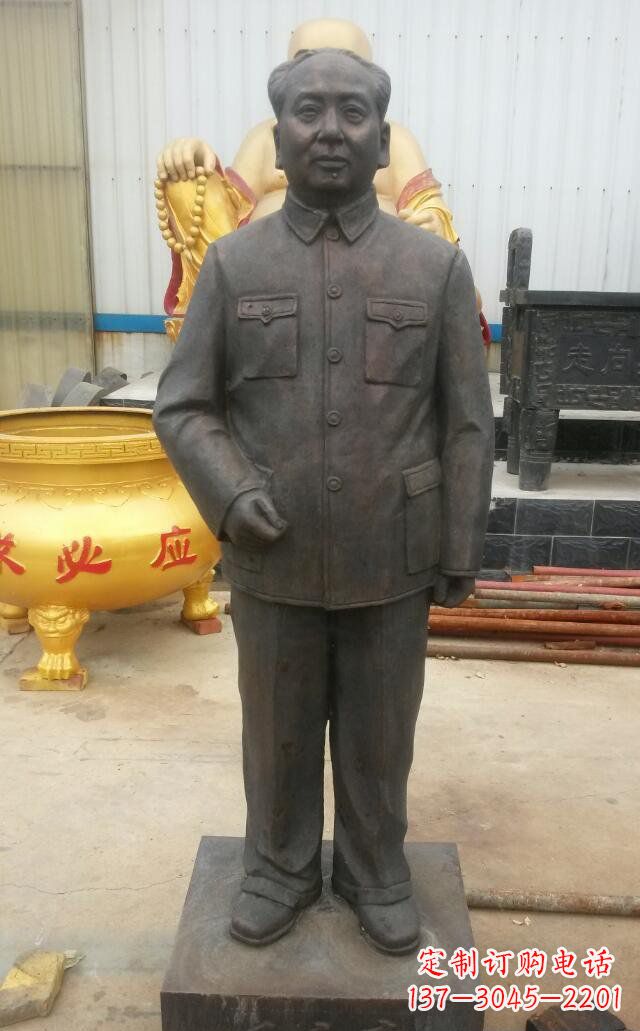 开封校园毛主席伟人铜雕