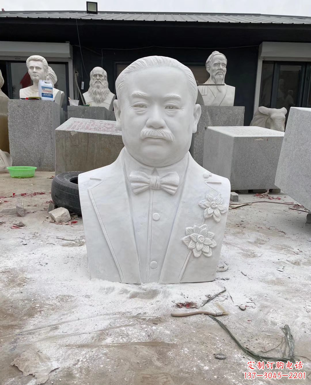 开封校园名人詹天佑头像石雕