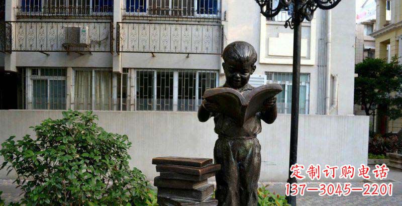 开封校园念书的小男孩景观铜雕
