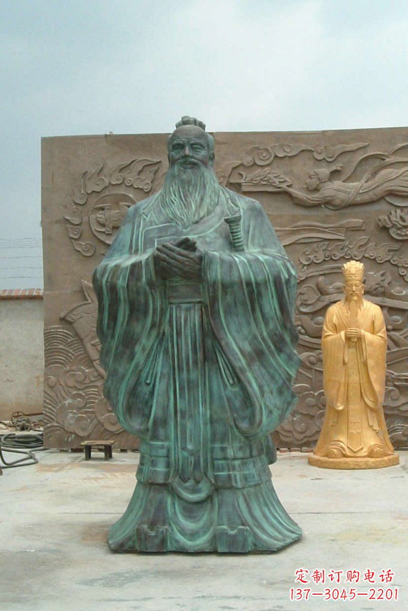 开封校园青铜仿古孔子