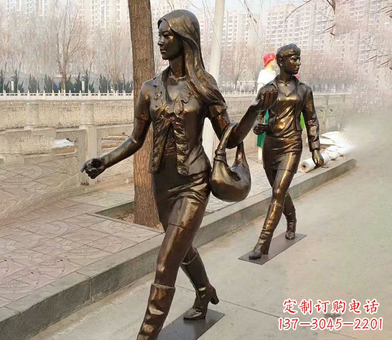 开封行走的女人街边人物铜雕