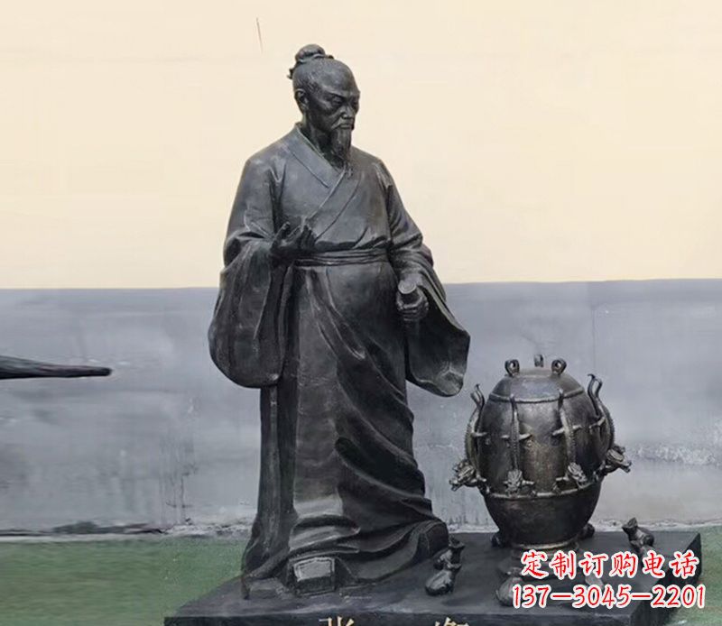 开封学校张衡和地动仪铜雕