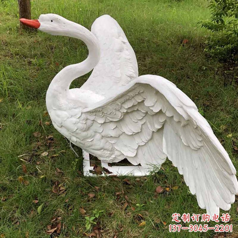 开封展翅飞翔白天鹅仿真发光动物雕塑