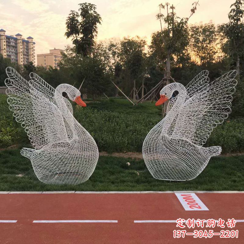 开封展翅天鹅铁艺网格草坪动物摆件