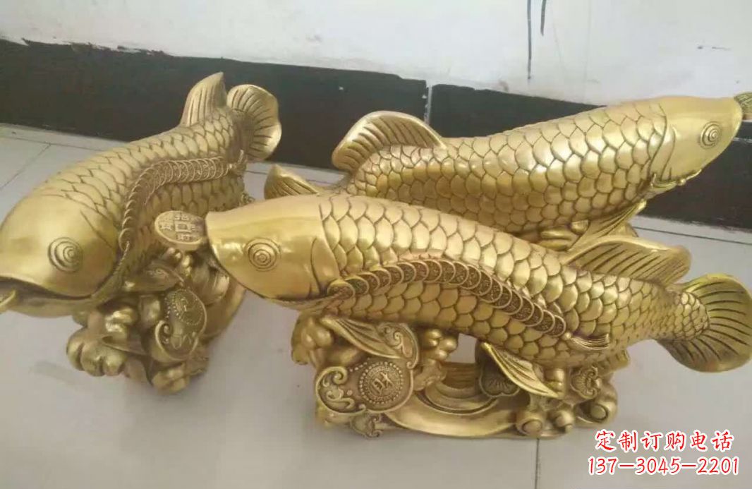 开封招财金龙鱼雕塑