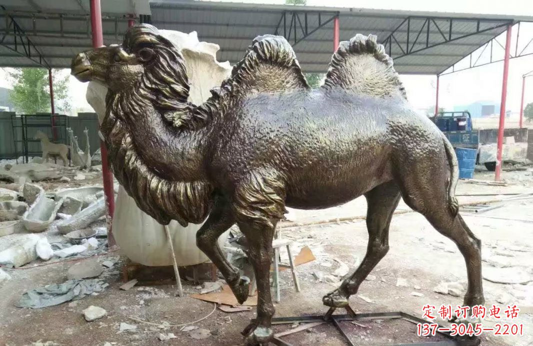 开封铸铜骆驼雕塑 (2)