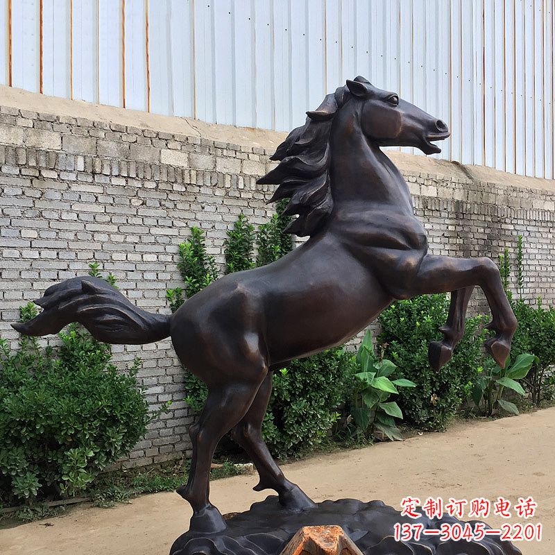 开封铸铜马儿雕塑