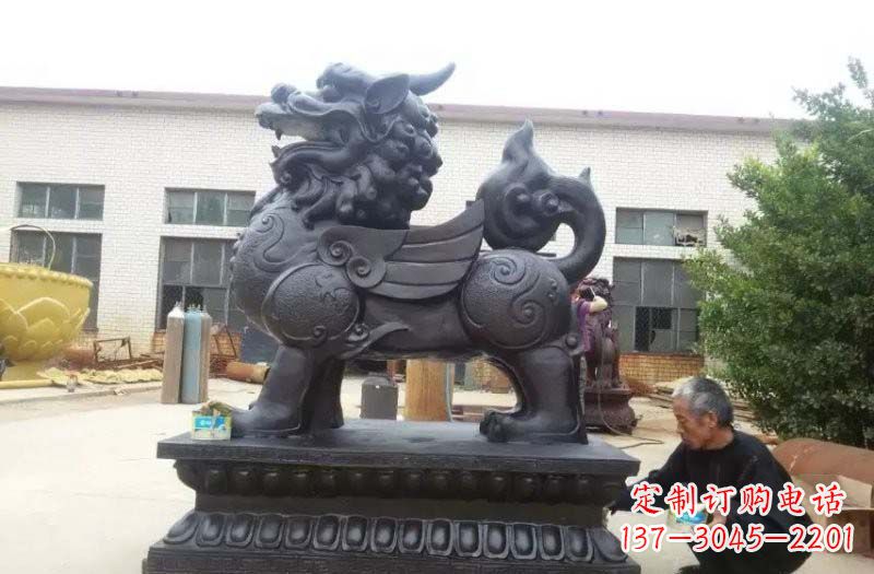 开封铸铜门口貔貅雕塑