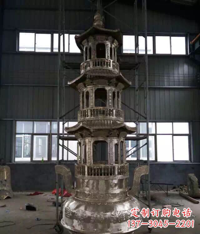 开封铸铜三层香炉铜雕