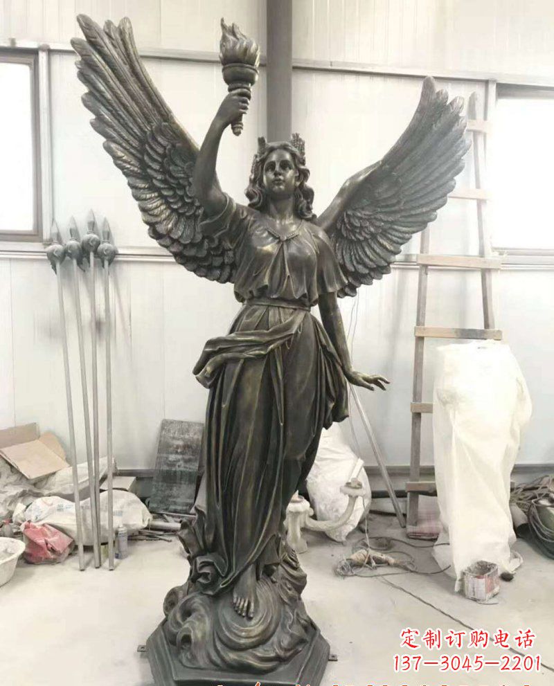 开封自由女神像铜雕