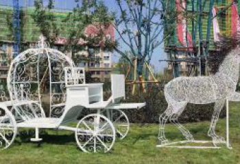 开封马车雕塑-小区花园广场创意镂空不锈钢马车雕塑